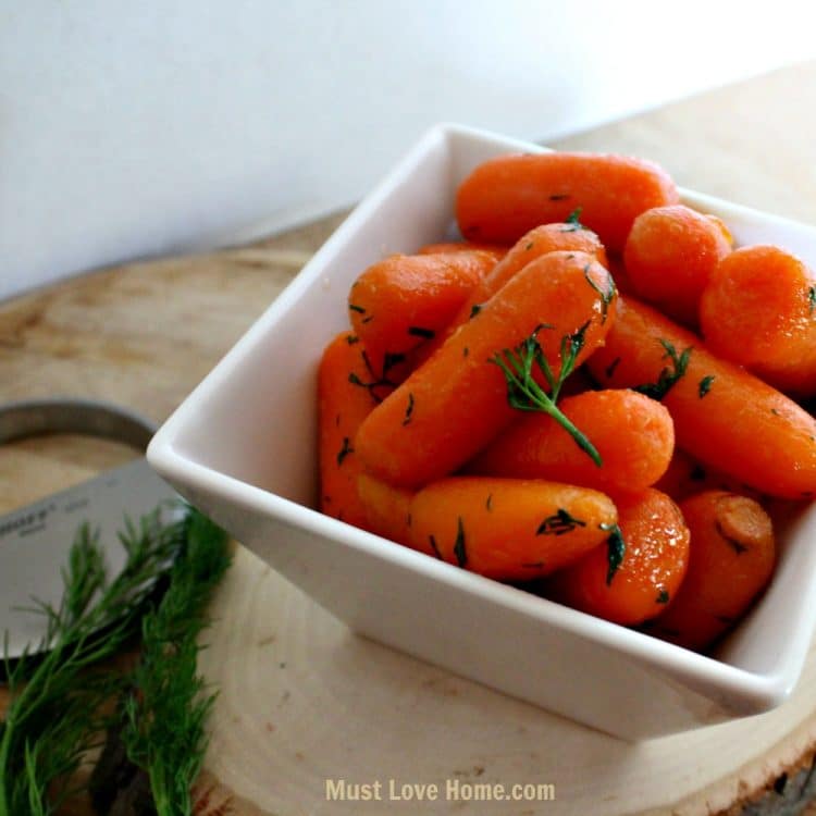 Love carrots? With just 5 ingredients, these Honey Dill Glazed Carrots can be on your table in about 20 minutes! You can have Bistro quality carrots from you own kitchen! And your family will LOVE them!