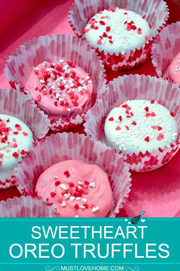 Make these irresistible Sweetheart Truffles with chocolate sandwich cookies, melted candies and festive sprinkles for your sweetheart right in your own kitchen!