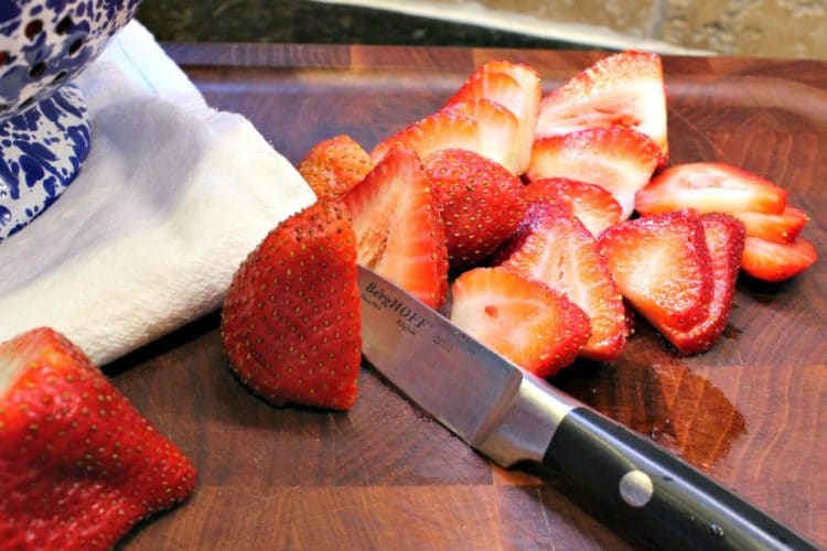 Amazing Fresh Strawberry Pastry is crisp, sugar dusted puff pastry with juicy slices of strawberry baked on top. It's like biting into a cloud of flaky crust and the best strawberry jam you have ever tasted! Easy to make in about 25 minutes - Perfect for brunch or dessert!