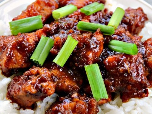 Slow Cooker General Tso's Chicken is a favorite Chinese take out dish that is crazy easy to make at home and this tastes even better! Your family will not be able to get enough!