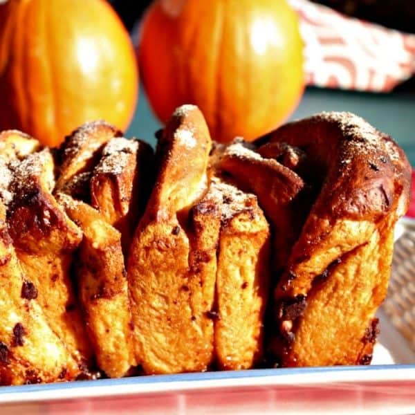 Chocolate Pumpkin Spice Pull Apart Bread - a buttery loaf chock full of autumn flavors. Chocolate chips, pumpkin pie spice and frozen bread dough combine to make the most amazing sweet bread!