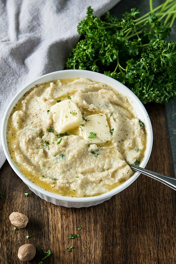 Creamed Cauliflower with cream, butter and seasonings is a healthy and tasty alternative to your favorite mashed potatoes.#mustlovehomecooking #cauliflowerrecipe