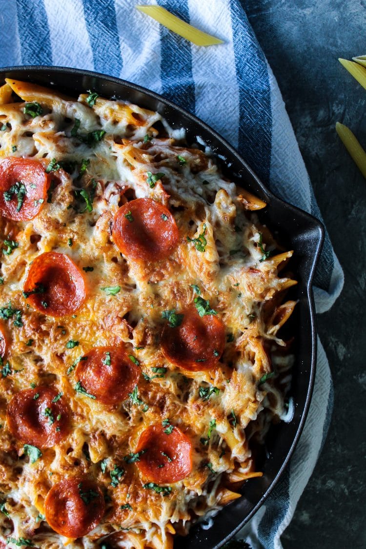 One Pan Pepperoni Pizza Pasta let's you enjoy the taste of your pasta and pizza favorites in the same dish! Spicy pepperoni, velvety pasta and oozing melted cheese makes this 30 minute recipe an easy choice to add to your favorites!