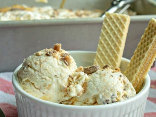 No Churn Peanut Butter Crunch Ice Cream