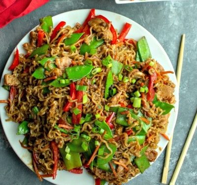 Amazing Chicken Lo Mein with garlic, soy sauce and ginger tastes like take out, but even better!  The secret is in the moist, marinated chicken!