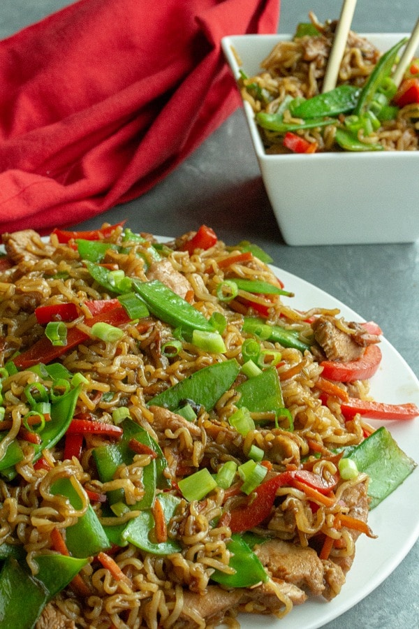 Amazing Chicken Lo Mein with garlic, soy sauce and ginger tastes like take out, but even better!  The secret is in the moist, marinated chicken!