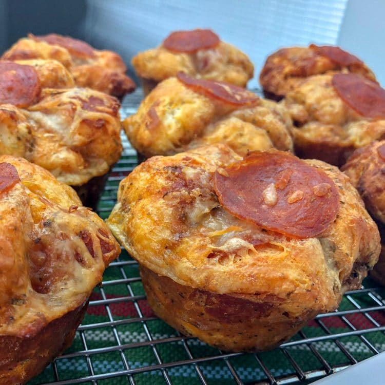 Double Pepperoni Pizza Poppers