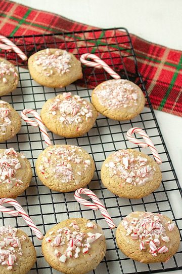 Make a batch of Peppermint Cake Mix Holiday Cookies in minutes with this simple recipe. Perfect for gift-giving, bake-sales and parties!