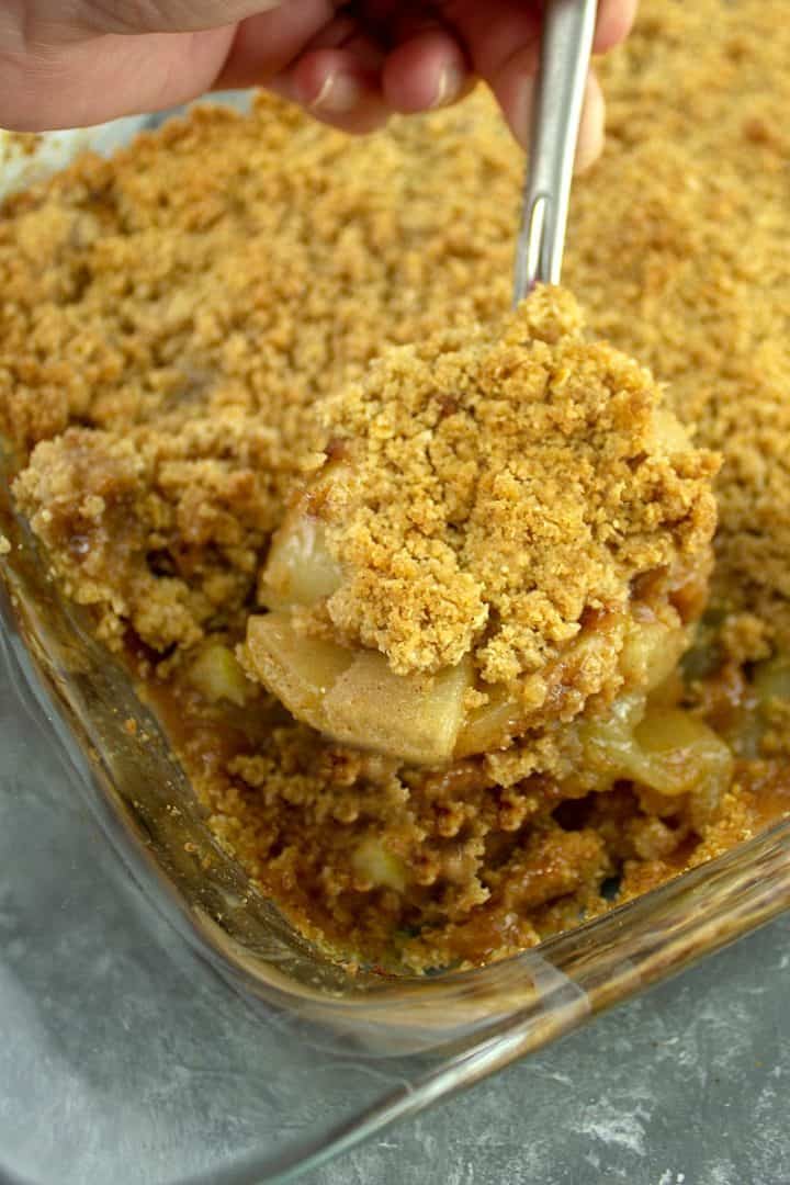 A big spoon of Cinnamon Apple Crisp Recipe