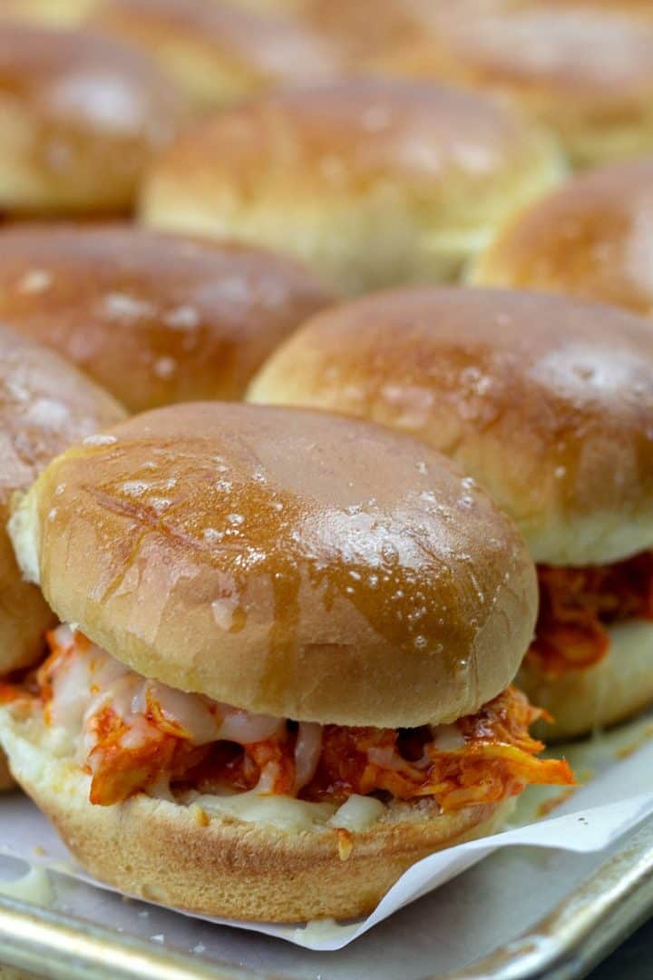 Buffalo chicken cheese sliders