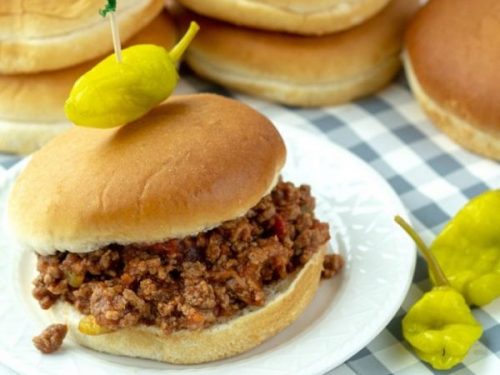 Slow Cooker Sloppy Joes, made with ground beef soaked in a savory sauce of  tomatoes, ketchup, barbecue sauce and spices. Makes enough to feed a crowd or to freeze for later!