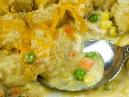 Full of chicken, vegetables and a creamy sauce that makes an irresistible family size Chicken Tater Tot Casserole freezer meal!