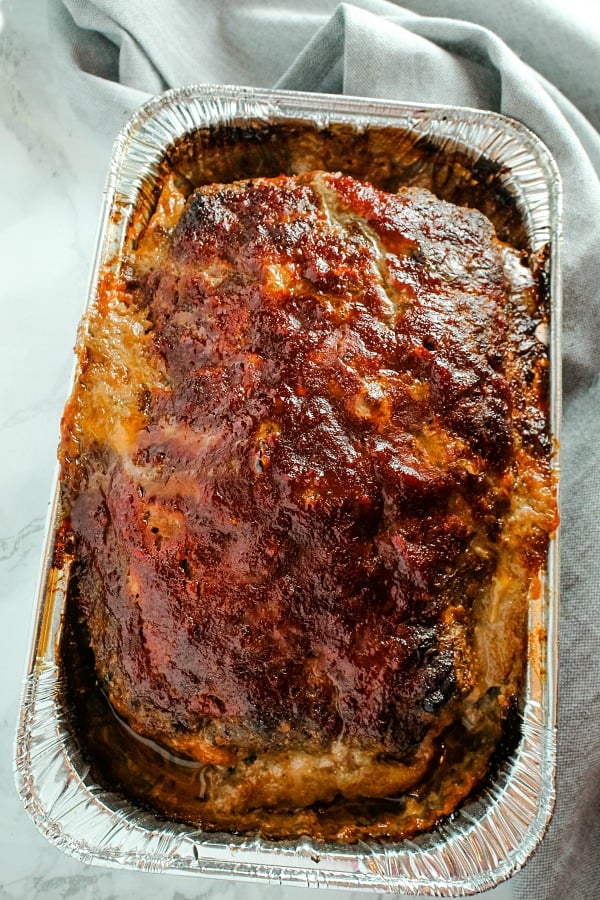 Homestyle Meatloaf is pretty much total comfort food - right from your freezer. It's deliciously easy to mix and tastes just like Grandma used to make. #mustlovehomecooking