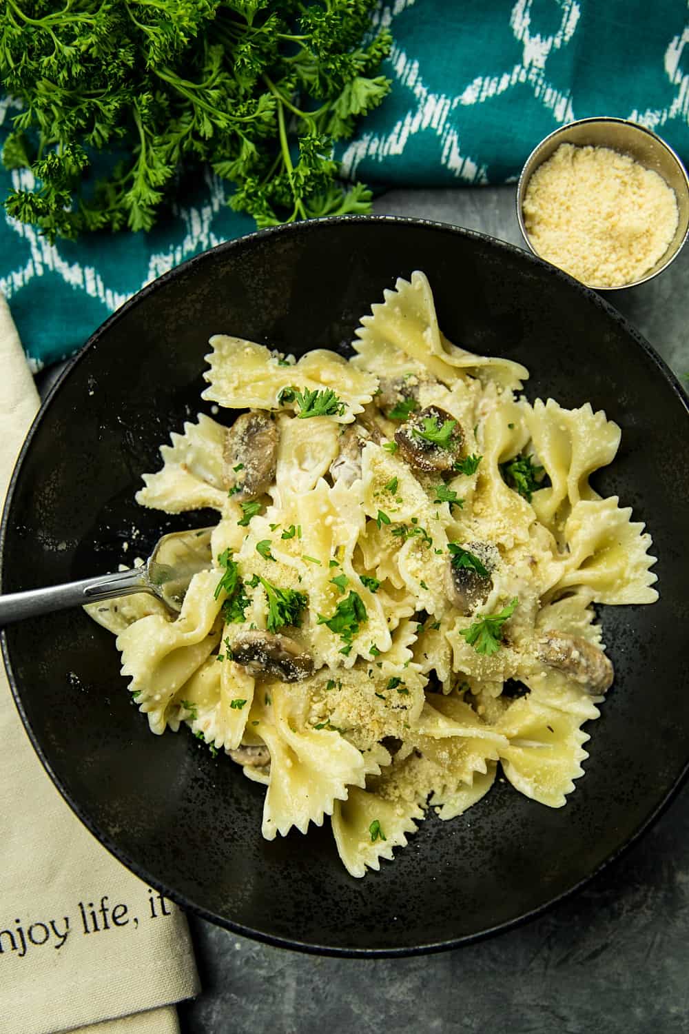 Mushroom Farfalle Pasta with Garlic, Herbs – Must Love Home