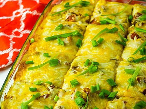 Chicken Taco Casserole is sauce coated tortillas, a zesty mix of chicken, beans, chilies and seasoning, topped with a thick layer of melted cheese. Boldly flavored and simple to make.#mustlovehomecooking #casserole #mexicanfood