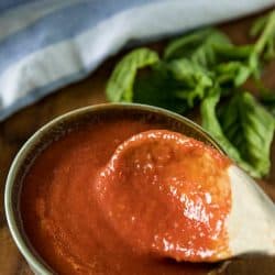 Easy pizza sauce with San Marzano tomatoes, olive oil and seasonings is ready to go in under 5 minutes.#mustlovehomecooking #pizzasaucerecipe