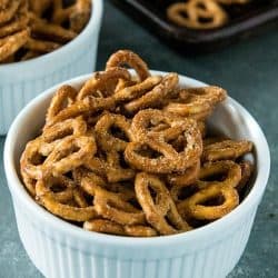 Easy Garlic Ranch Pretzels are irresistibly tasty and simple to make with a zesty blend of seasonings.#mustlovehomecooking #ranchpretzels