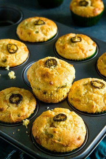 Jiffy Jalapeno Cheddar Cornbread Muffins are moist and cheesy with just the right amount of sweetness and spice. #mustlovehomecooking