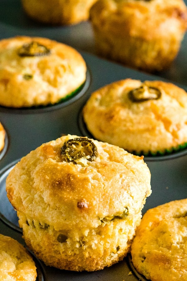 Jiffy Jalapeno Cheddar Cornbread Muffins are moist and cheesy with just the right amount of sweetness and spice. #mustlovehomecooking