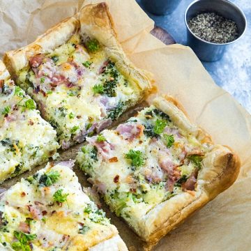 Using shortcut ingredients like puff pastry, this is a quick and simple quiche made with broccoli, ham and Swiss cheese. It's an easy brunch favorite! #mustlovehomecooking