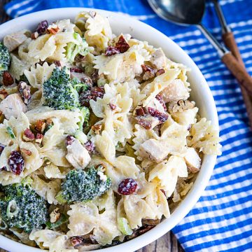 This chunky Broccoli Chicken Pasta Salad combines broccoli salad and chicken salad into one delicious dish that can be eaten on it's own or perfect as a side. #mustlovehomecooking