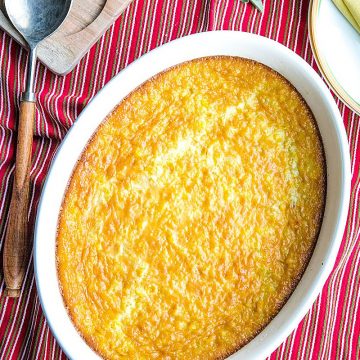 Canned corn, eggs and cream make this delicious southern comfort food so easy to prepare. #mustlovehomecooking