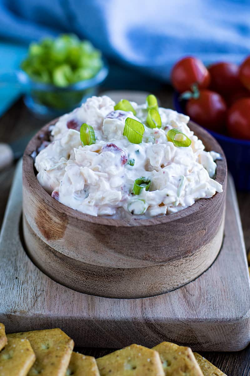 Creamy Havarti Cheese Dip is a perfect appetizer that's a cinch to make with only 5 simple ingredients. #mustlovehomecooking