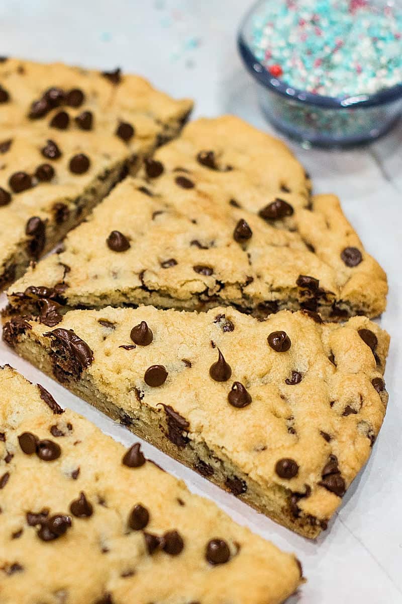 Rich and delicious chocolate chip cookies baked easy in round pans! #mustlovehomecooking