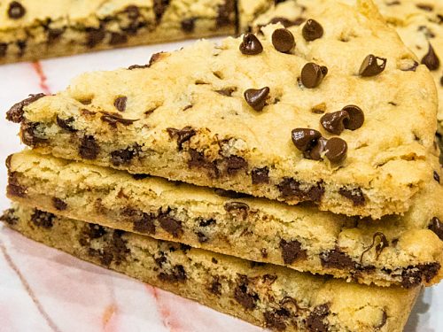 Rich and delicious chocolate chip cookies baked easy in round pans!